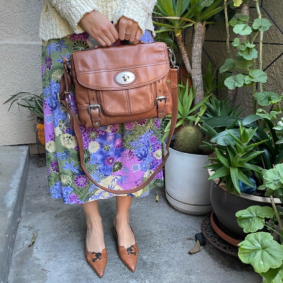 Vintage light brown/silver Fossil pebbled leather bag
